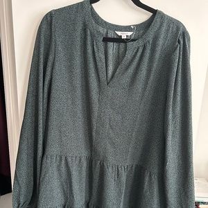 Reitmans Green Tunic Tiered Blouse
